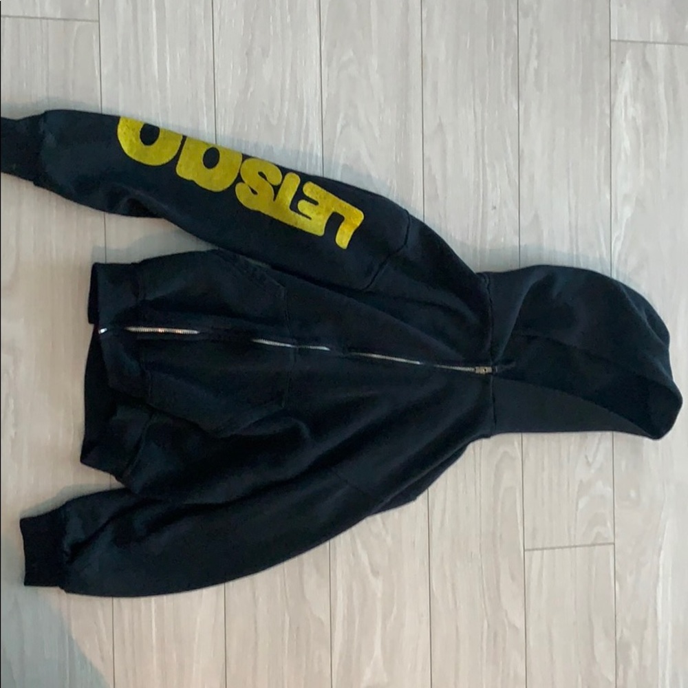 Black freecity sweatshirt